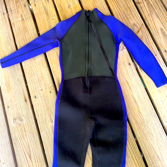 Mares 1-2mm Womens Wetsuit - Picture 4 of 8